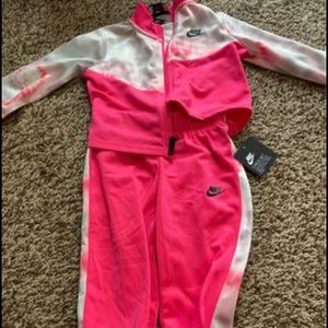 Nike outfit 18 month new with tags